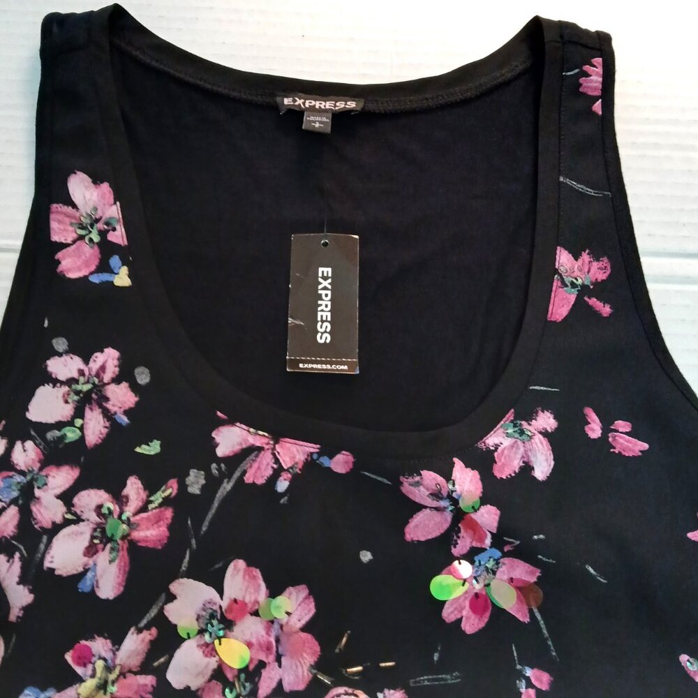 Express Flowered Blouse short sleeve